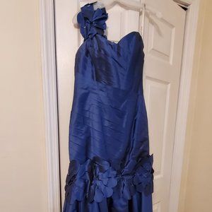 Beautiful LaRichi Couture formal gown size 10